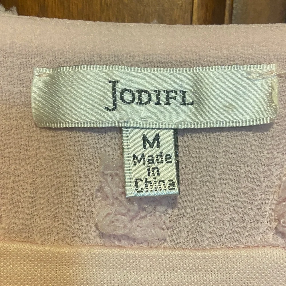 Jodifl Soft Pink Textured Swiss Dot Dress Size Med - Picture 2 of 9